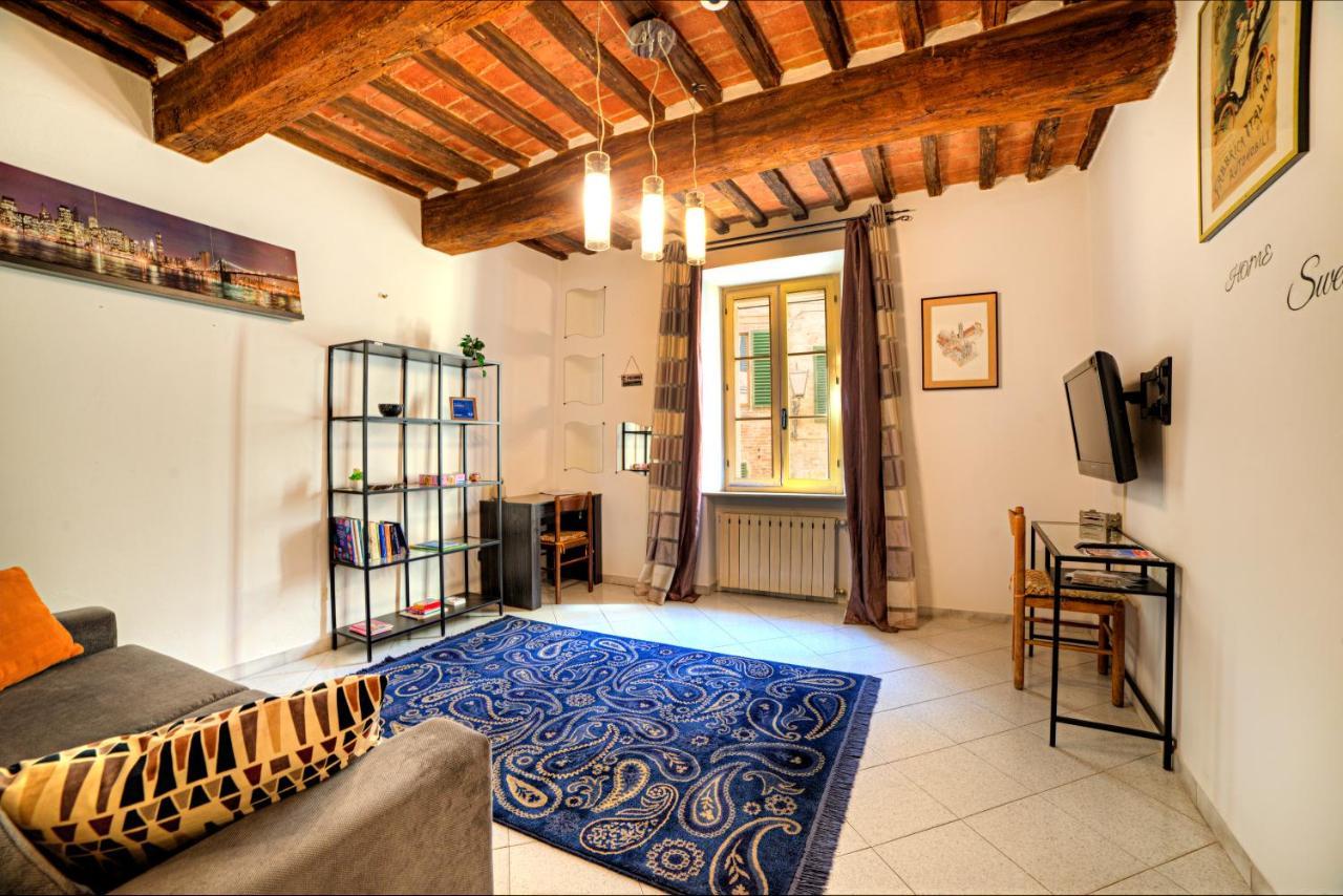Loveforsiena Buitenkant foto